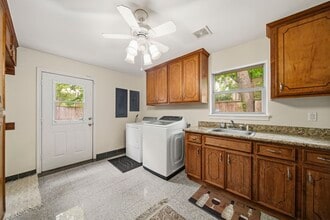 Building Photo - 11730 Denise Dr