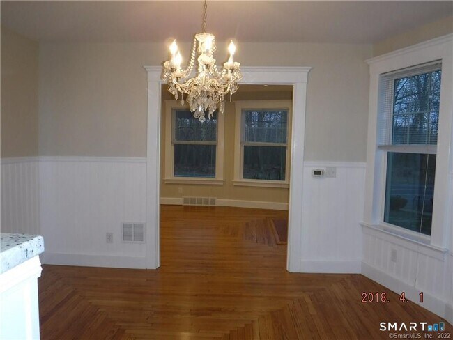 Foto del edificio - 356-358 Yale Ave