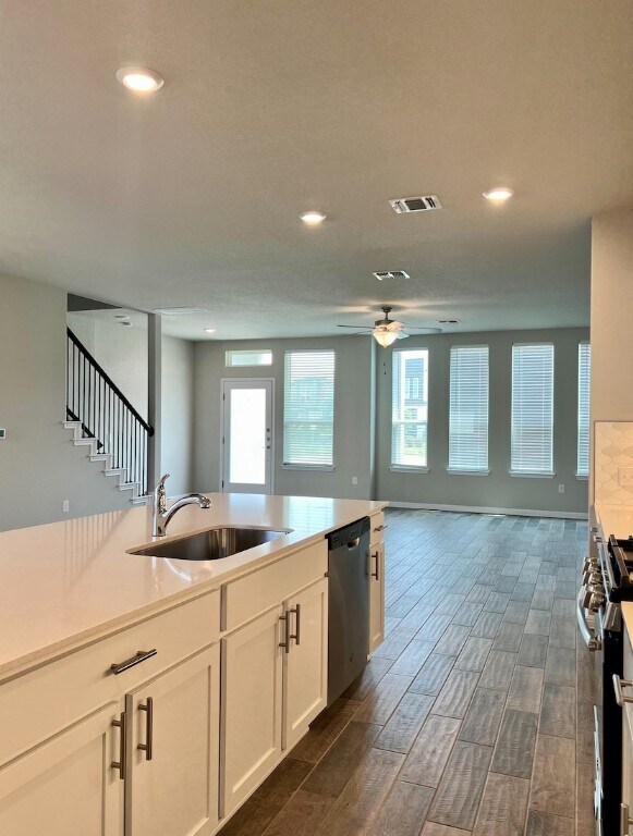 Foto del edificio - 8716 Whitter Dr