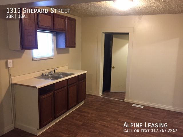 Foto del edificio - 1315 Shepard St