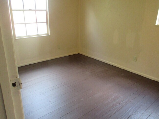 Foto del edificio - 1206 Taylor St