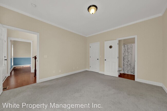 Building Photo - 4 br, 4.5 bath House - 1185 Reservation Road
