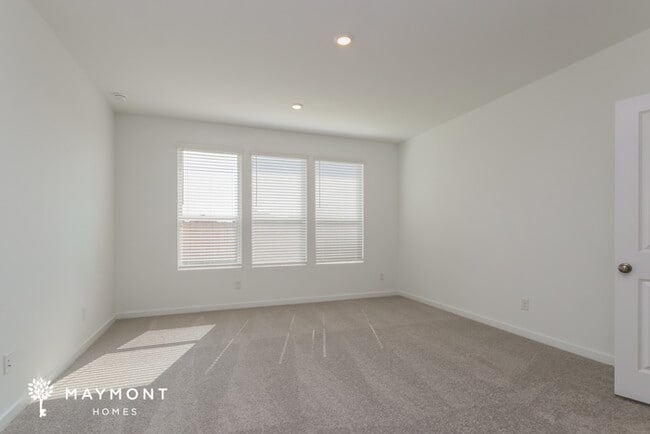 Building Photo - 27631 Spearmint Ridge Dr