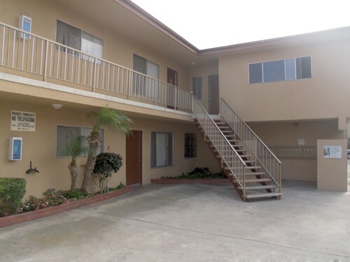 Foto del edificio - 13608 Kornblum Ave