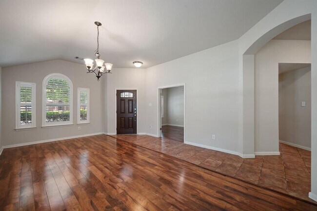 Foto del edificio - 20305 Kearney Hill Rd