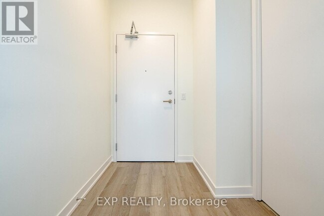 Photo du bâtiment - 6 David Eyer Rd