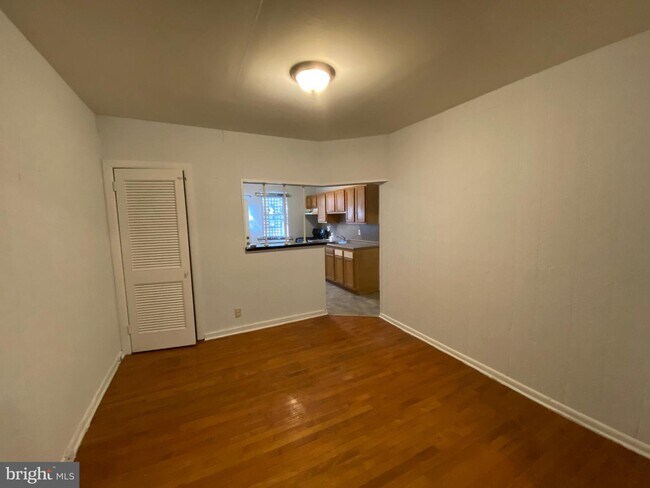 Foto del edificio - 2238 Hobson St