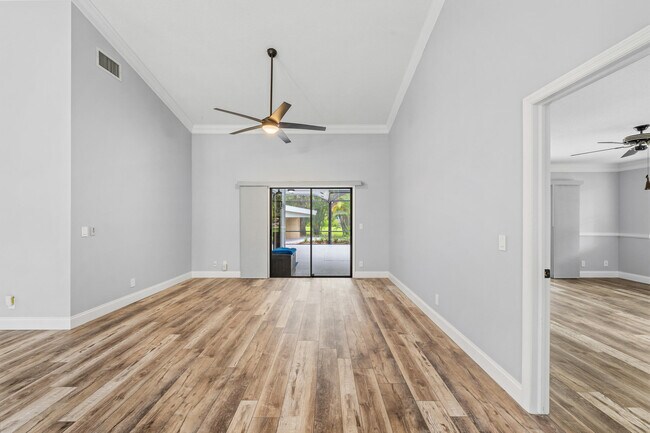 Foto del edificio - 15833 118th Terrace N