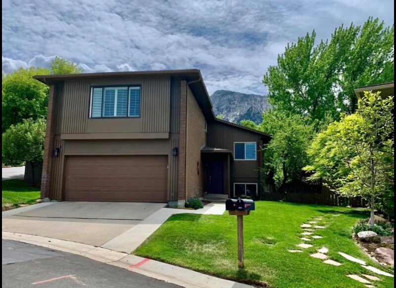 Primary Photo - 3674 Oak Rim Way