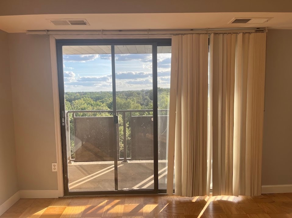 Living Room and Balcony View - 3101 S Manchester St (Falls Church, VA)