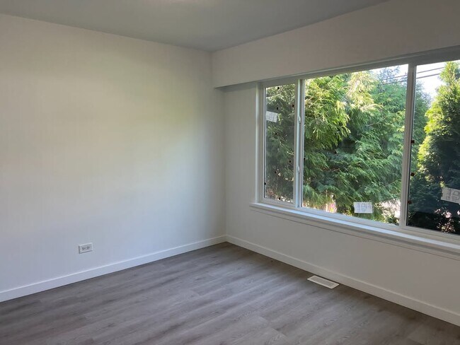 Building Photo - 7732 Burgess St