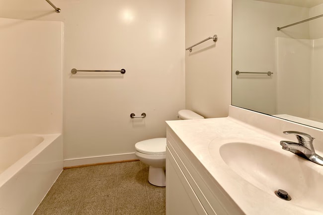 Building Photo - Grandmarc at the Corner