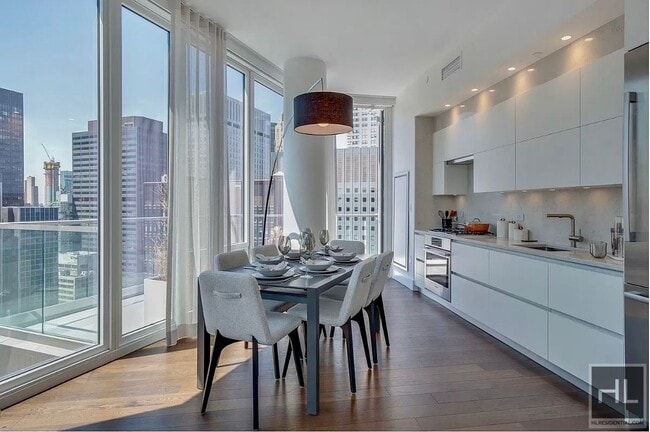 Building Photo - East 44th Street