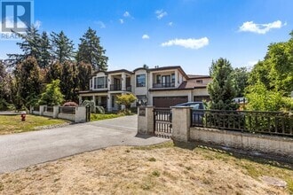 Building Photo - 20772 River Rd