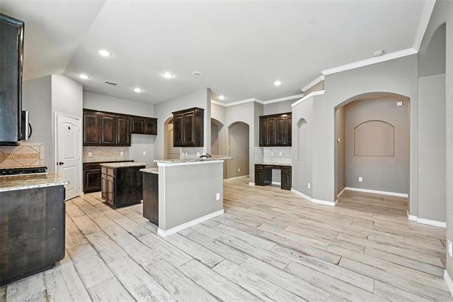 Building Photo - 624 Cypress Hill Dr
