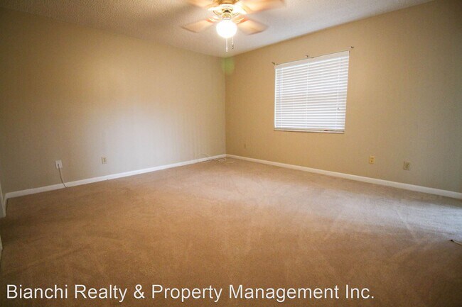 Foto del edificio - 2 br, 2 bath House - 3423 Mermoor Dr Apt 204