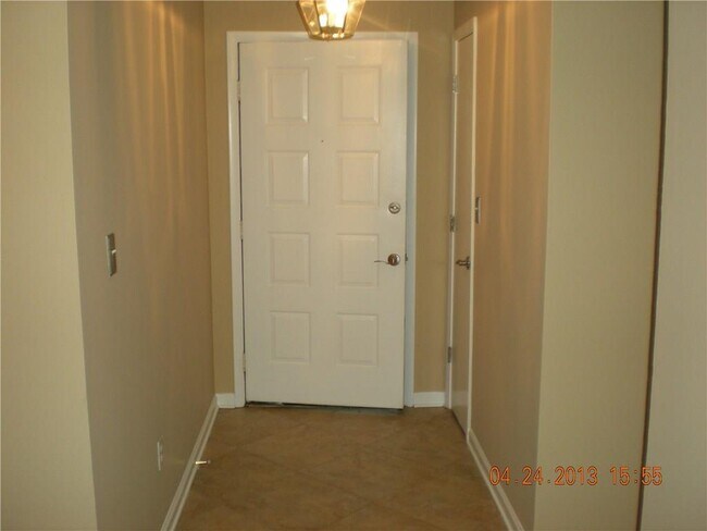 Foto del edificio - 1010 Wynnes Ridge Cir