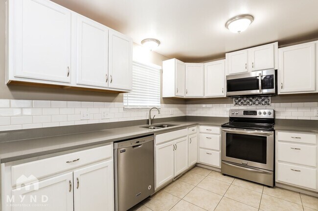 Foto del edificio - 3818 W Mansfield Cir
