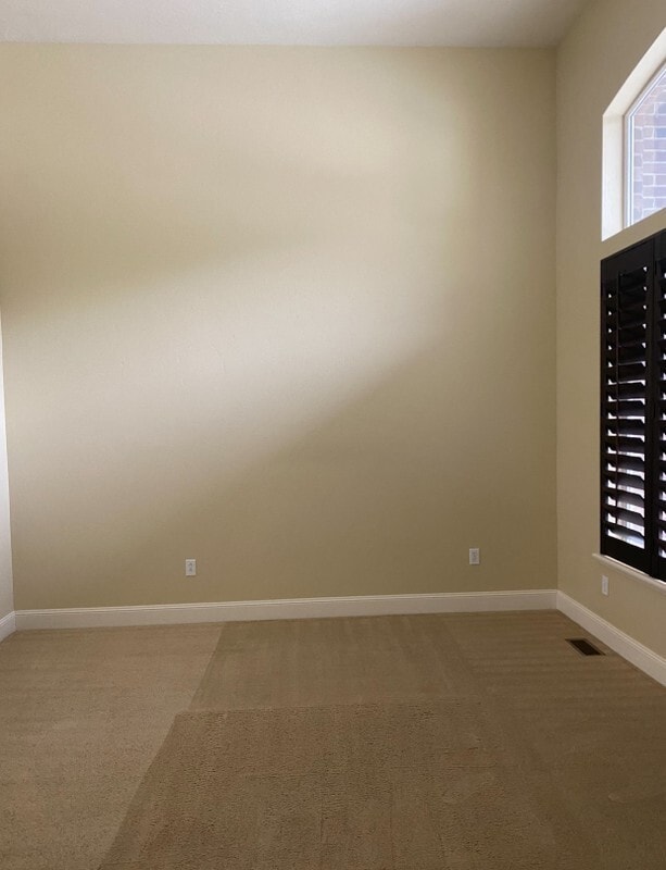 Building Photo - 581 Oak View Ct