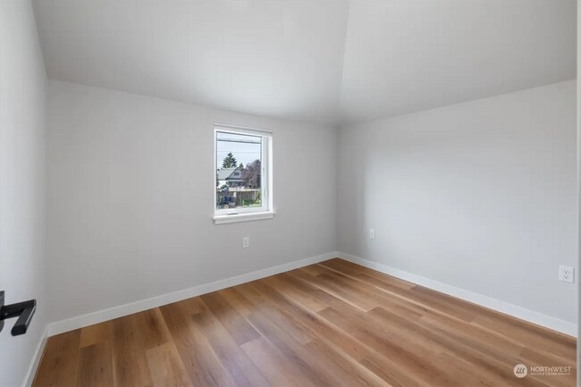 Foto del edificio - 6442 S Lawrence St
