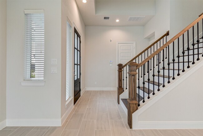 Foto del edificio - 2716G Grand Fountains Dr