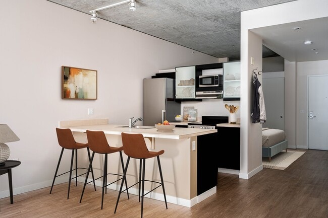 Building Photo - The Louisa Apartments