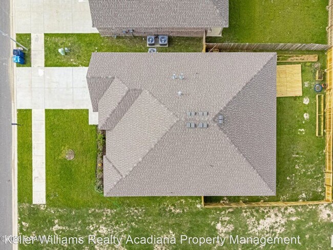 Building Photo - 4 br, 3 bath House - 104 Grace view Drive