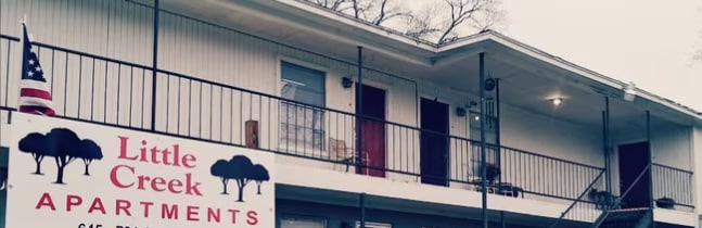 Building Photo - 701 Canada St