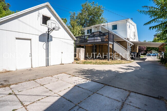 Building Photo - 537 E 200 N