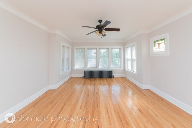 Foto del edificio - 4906 N Marmora Ave