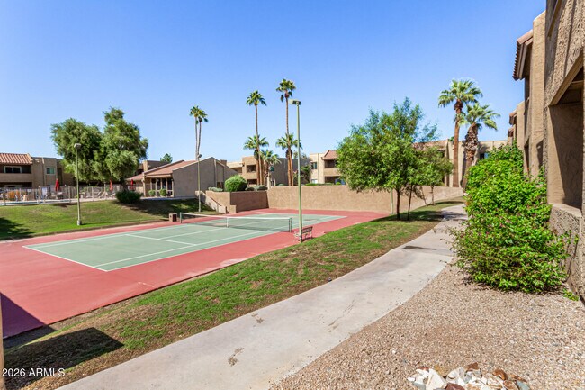 Building Photo - 5877 N Granite Reef Rd