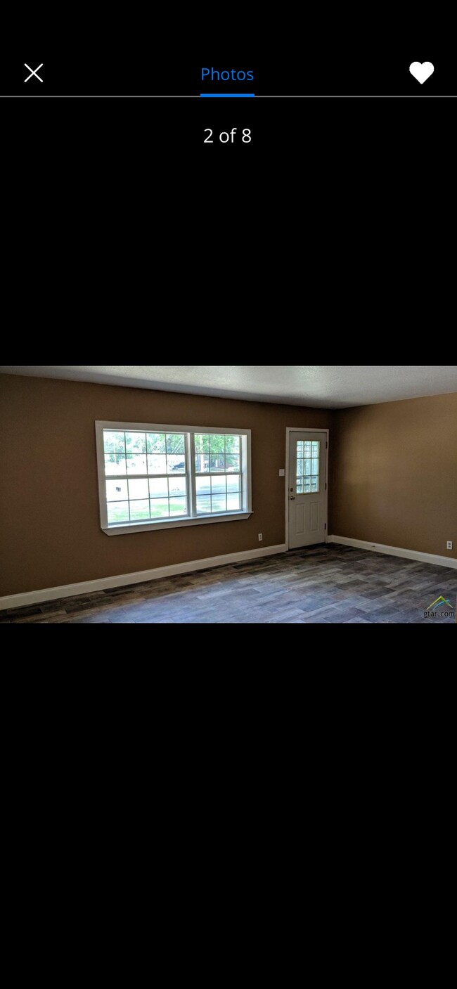 Building Photo - 2536 W Oakwood St