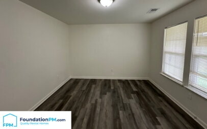 Building Photo - "Charming 3-Bed, 2-Bath Gem on Watson Street: Spacious 1301 Sq. Ft. Home in Memphis!"