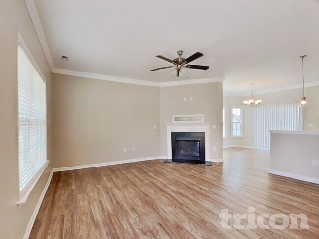 Foto del edificio - 15 Coswell Ct