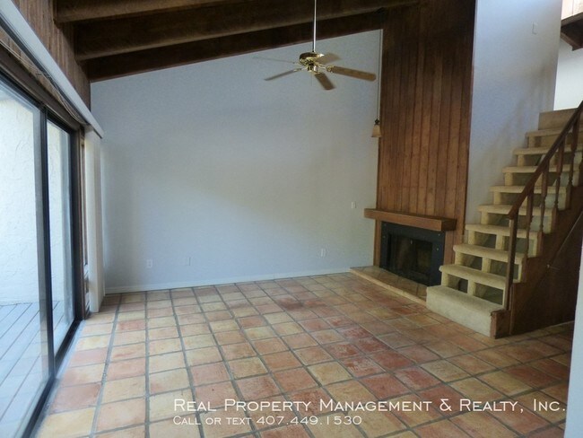 Foto del edificio - Big 2 BR / 2 BA Loft Condo In The Springs