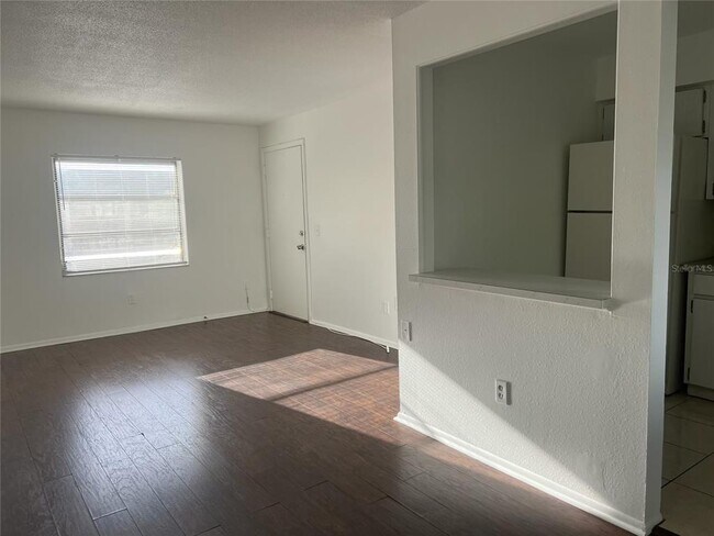 Foto del edificio - 8325 7th Way N