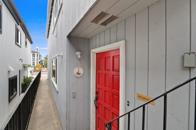 Foto del edificio - Coastal Living in the Heart of Corona del Mar