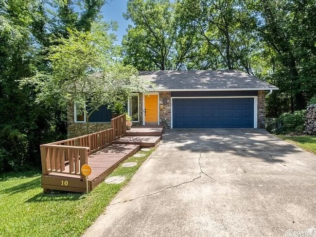 Building Photo - 10 Brookridge Cv