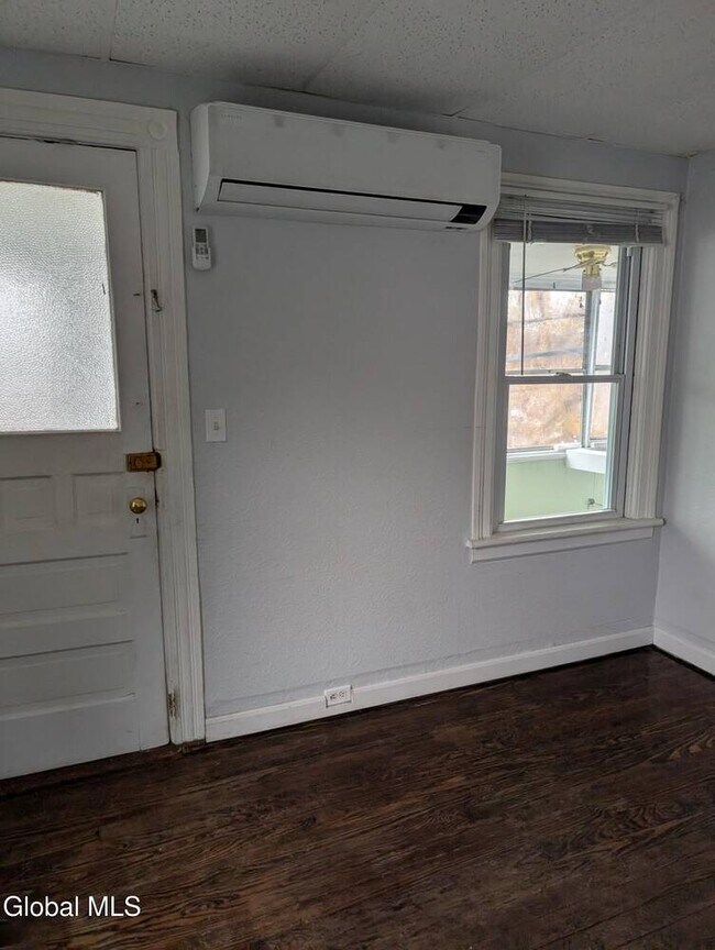 Foto del edificio - 318 27th St