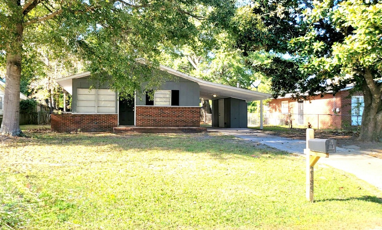 Foto principal - Cozy 3 Bedroom 1 Bath in Columbus GA