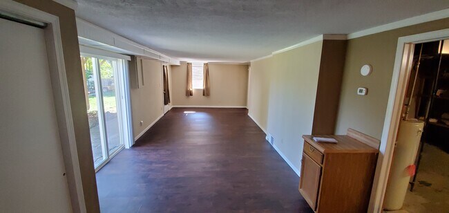 Living area - 1007 Ramsdell St