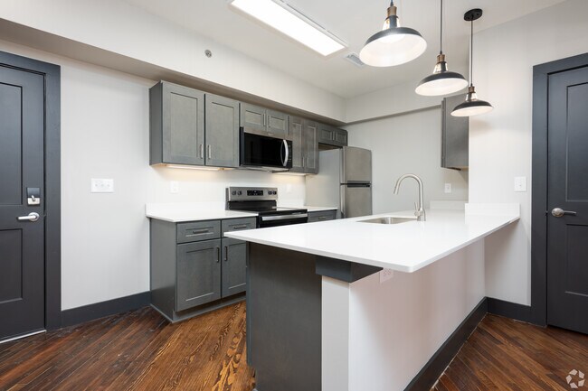 1 habitación, 1 baño - 632 pies cuadrados - Cocina - The Railwalk Apartments