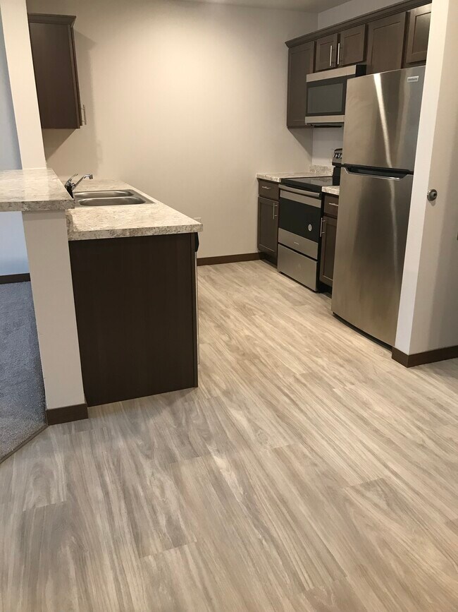 Birch Grove Estates Apartments in Zimmerman, MN