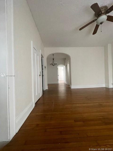 Foto del edificio - 315 Navarre Ave