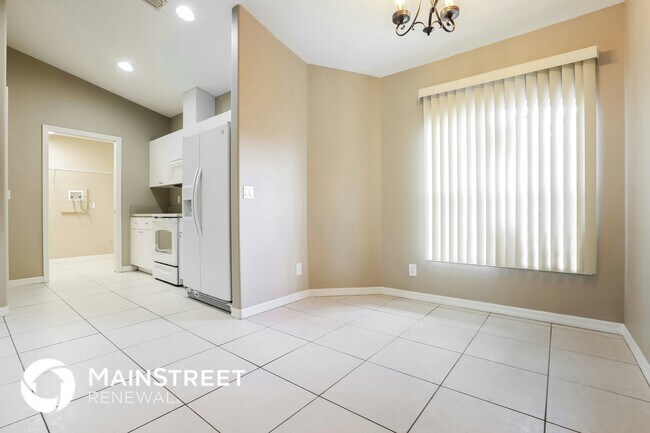Building Photo - 1735 Boca Chica Ave