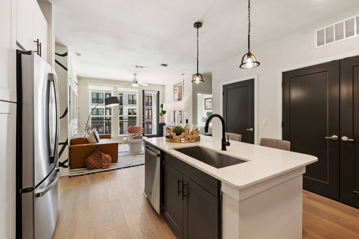 Foto principal - Score Big: Get Up to 8 Weeks FREE Rent!