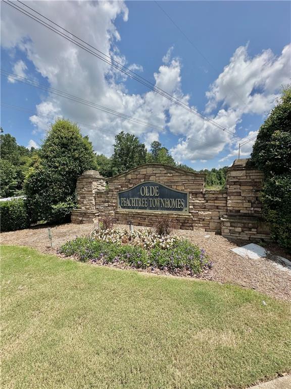 Foto del edificio - 2552 Pierce Brennen Ct NE
