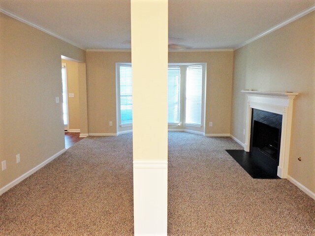 Foto del edificio - 4476 High Gate Ct NW