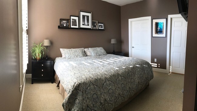 Fotografía del edificio - 1630 N Clarkson St