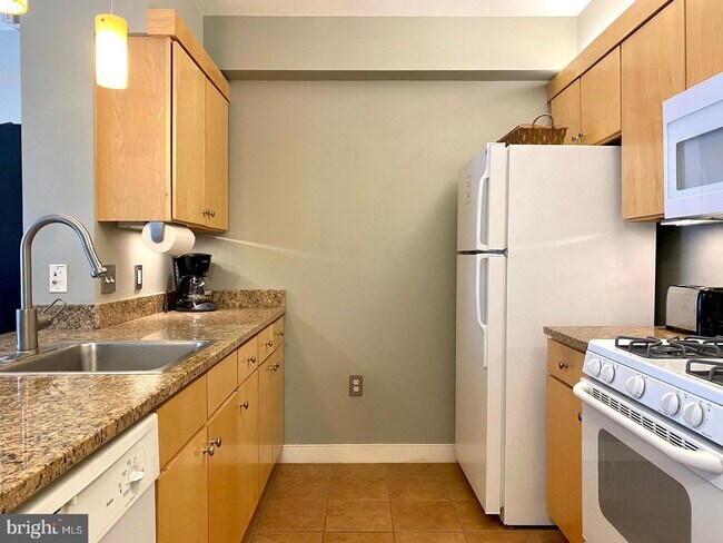 Foto del edificio - 616 E St NW